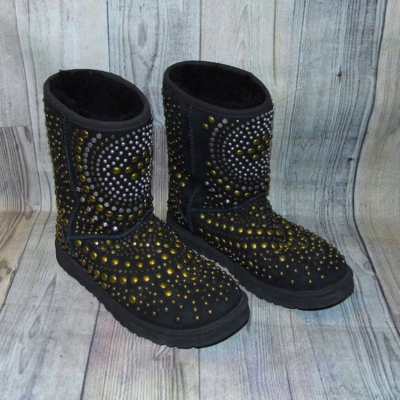 UGG X Jimmy Choo Mandah Black Suede/Studded/Sheepskin Boots Womens Size 7 - Picture 1 of 9